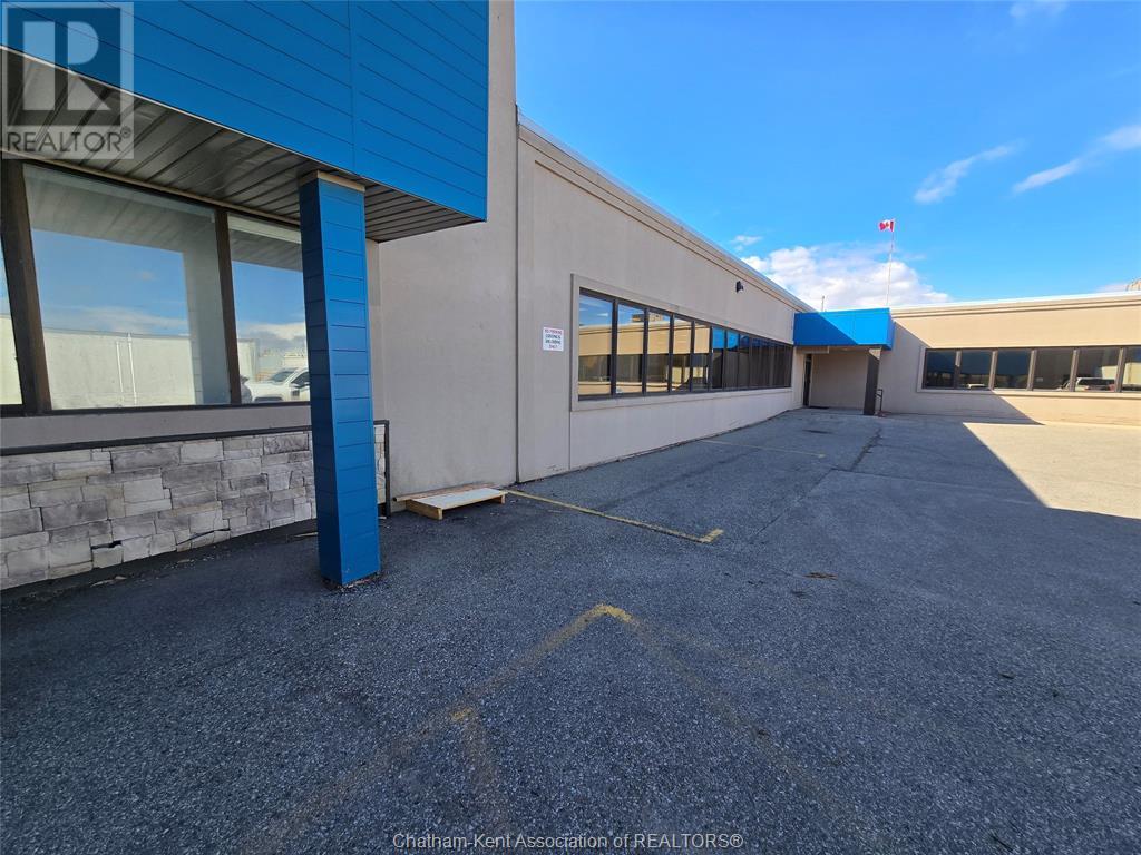 750 Richmond Street Property Photo 2