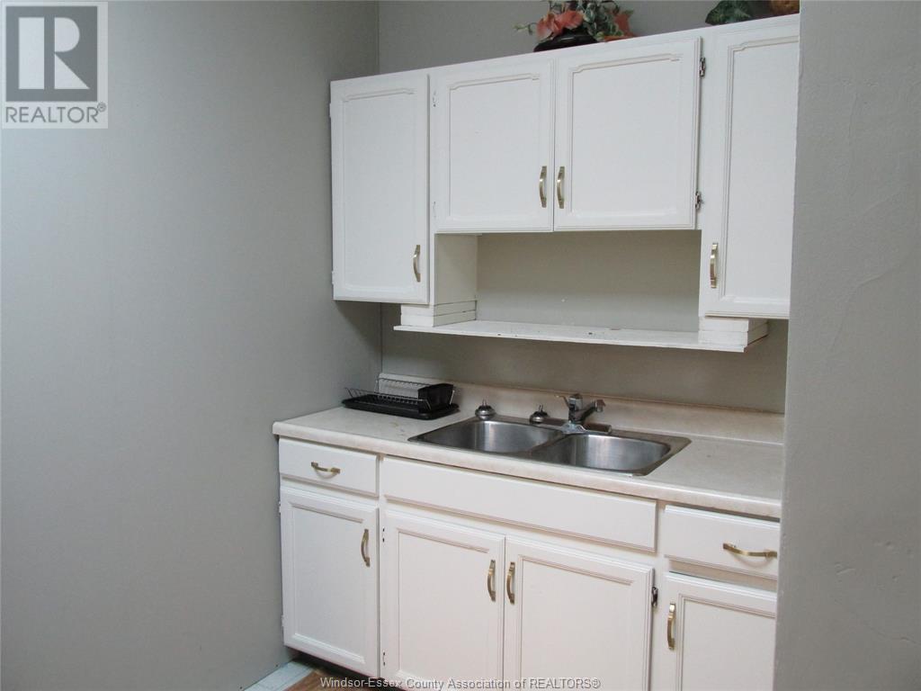 1275 Walker Road Unit# 9 Property Photo 7