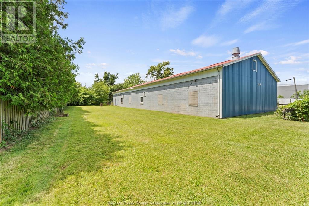 203 Sinasac Street East Property Photo 2