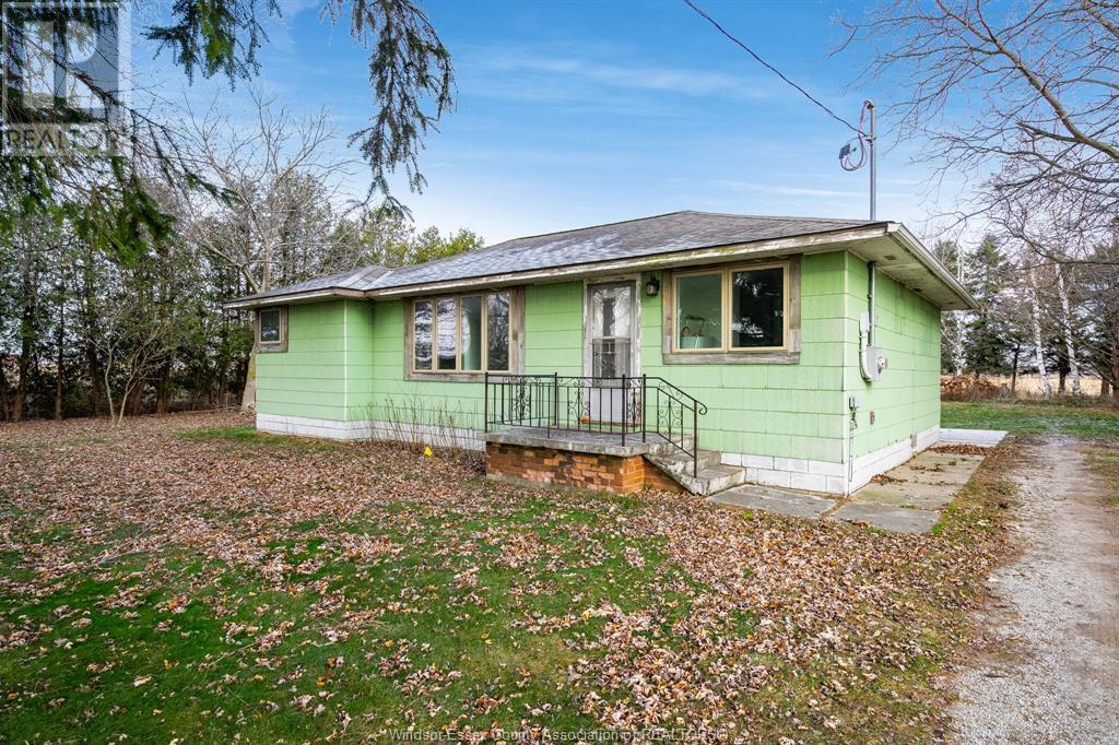 713 Mersea Rd 4 Property Photo 10