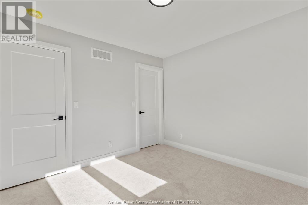 257 Charles Property Photo 29