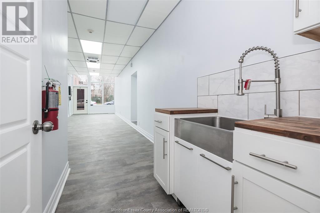 232 Erie Street West Property Photo 5
