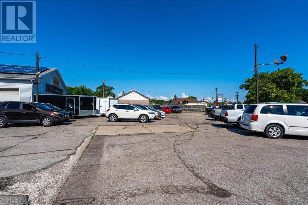 735 Ontario Street Property Photo 5