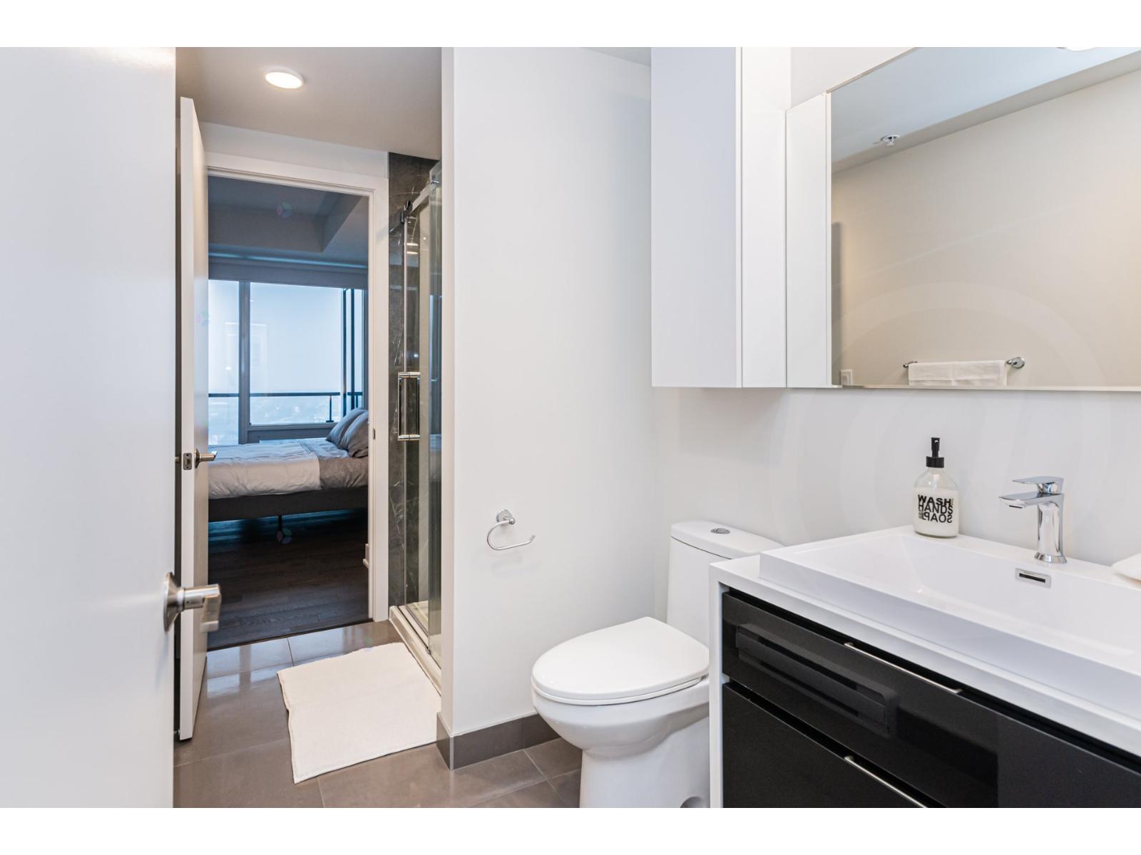 1288 Rue St-antoine O., #2302 Property Photo 26