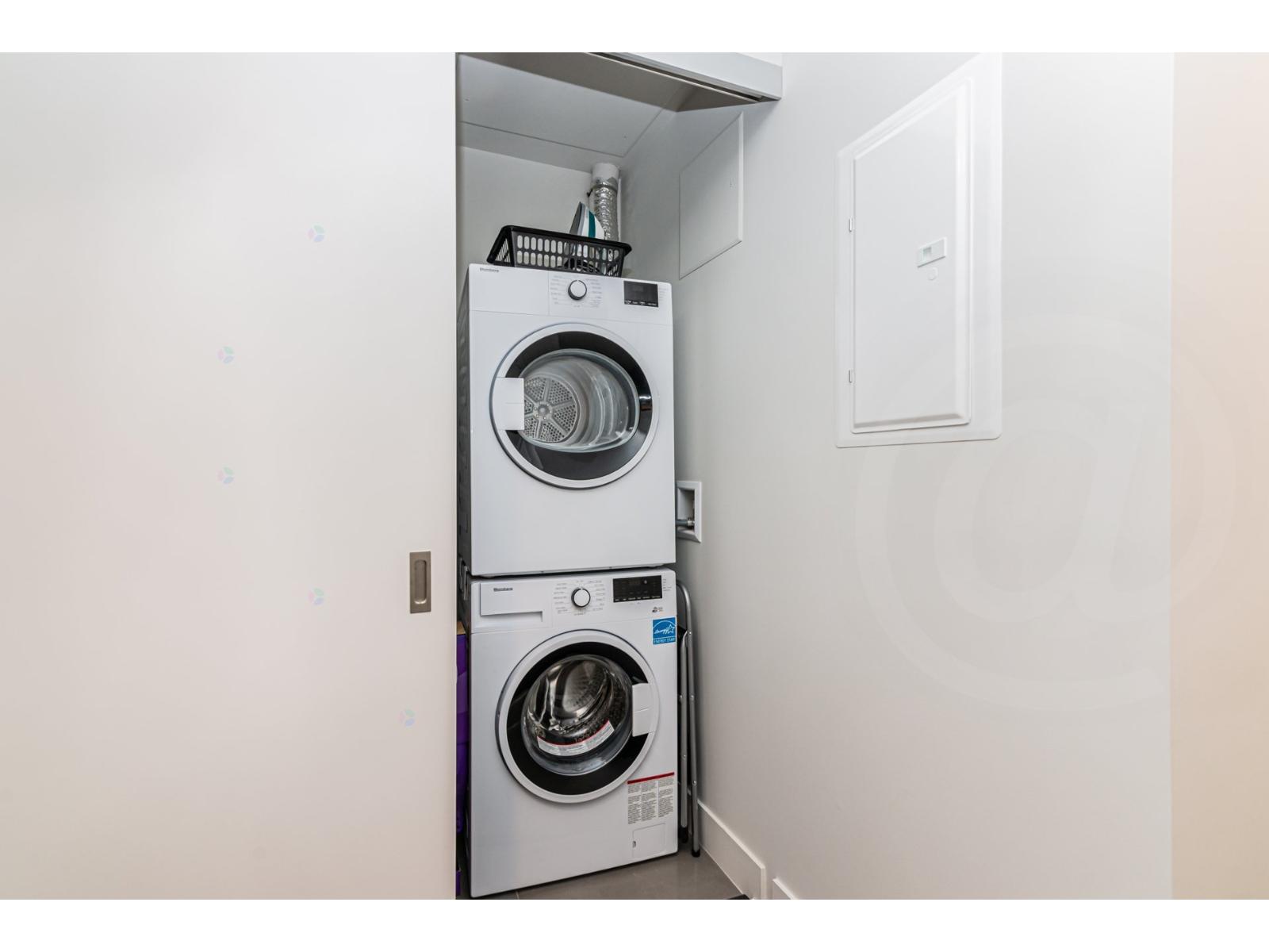 1288 Rue St-antoine O., #2302 Property Photo 37