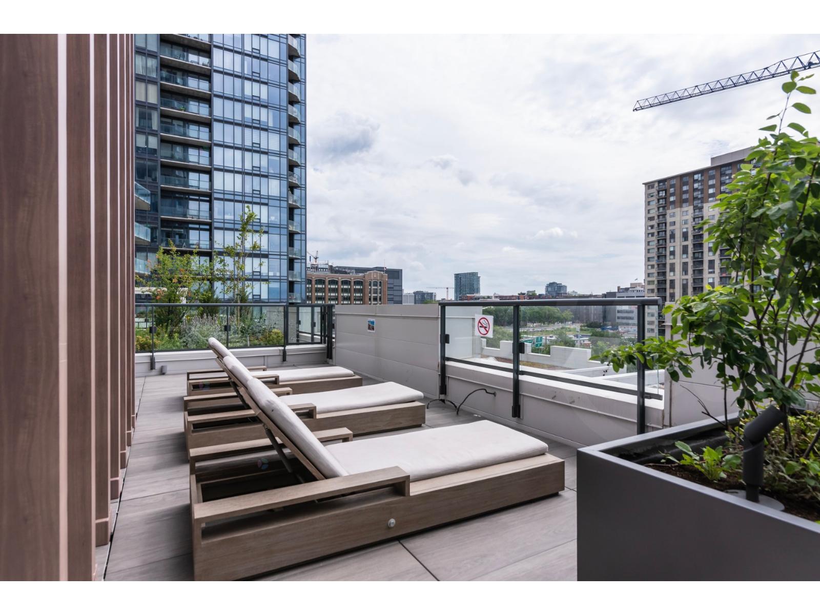 1288 Rue St-antoine O., #2302 Property Photo 56