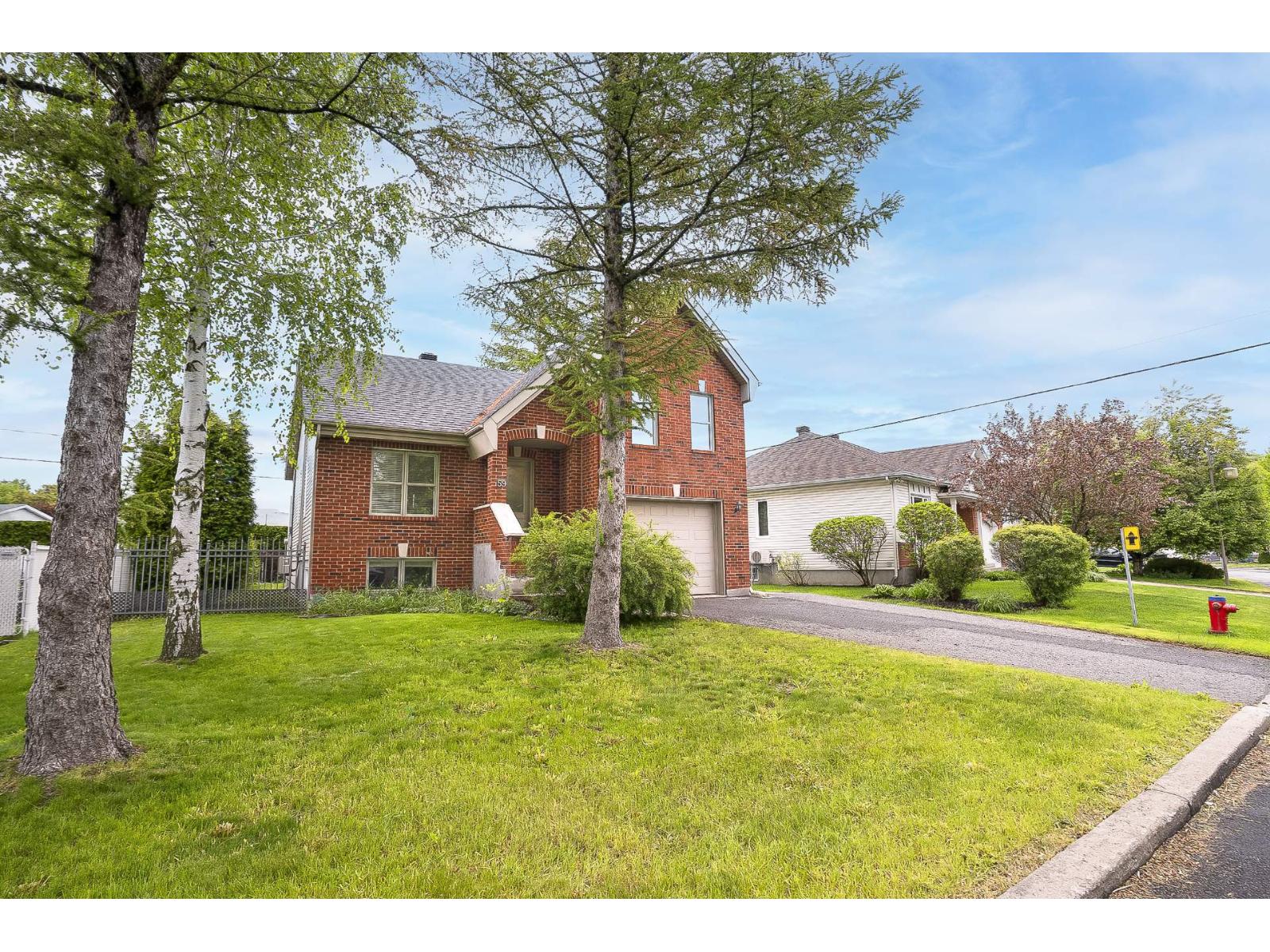 59 Rue Du Docteur-boisvert Property Photo 1