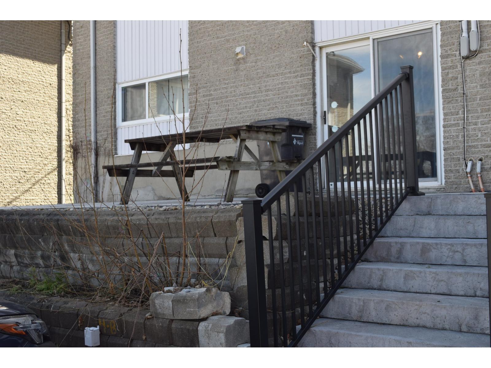 45 Rue De L'hôtel-de-ville Property Photo 12