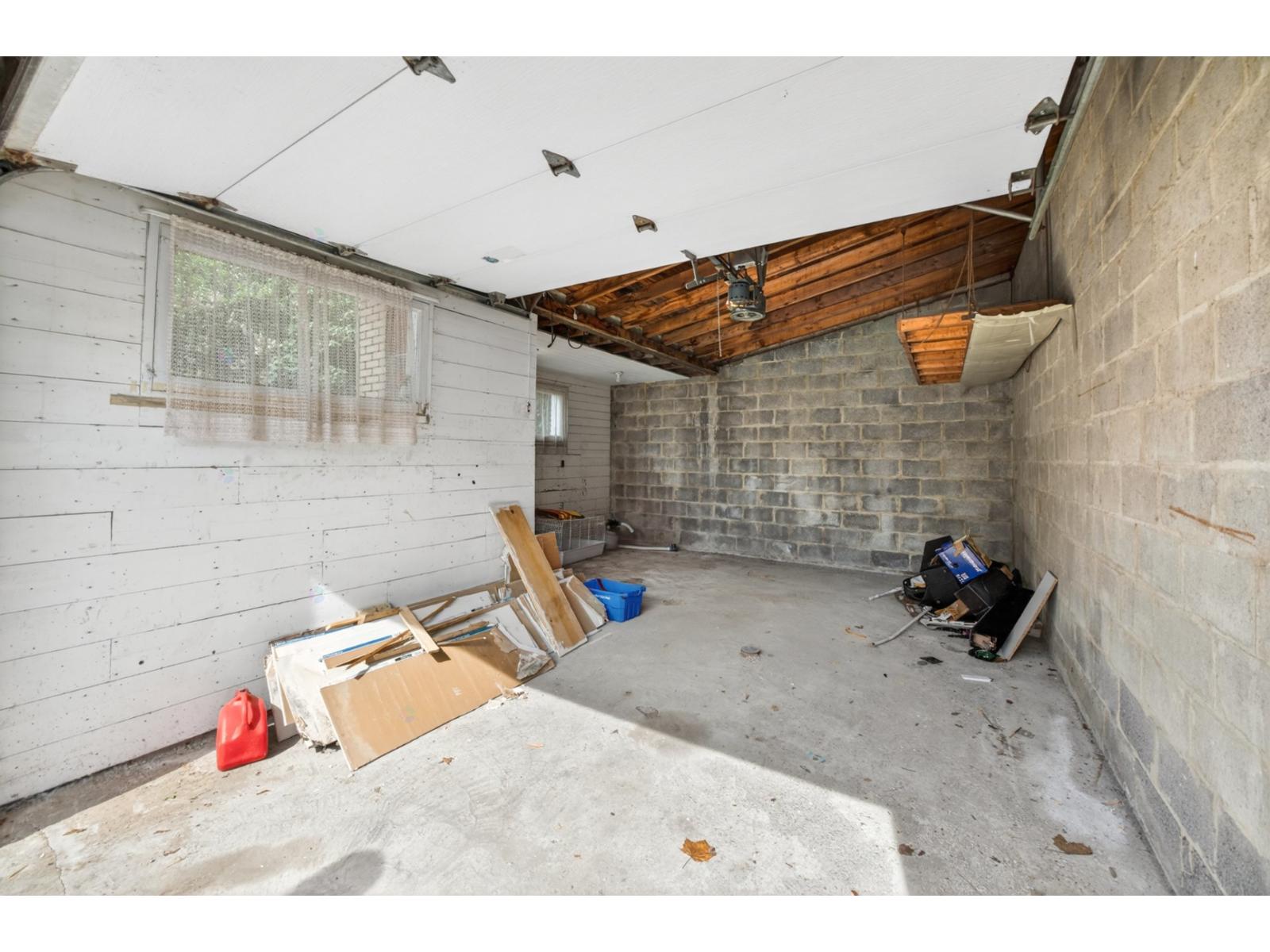 1004 Rue Filiatrault Property Photo 23