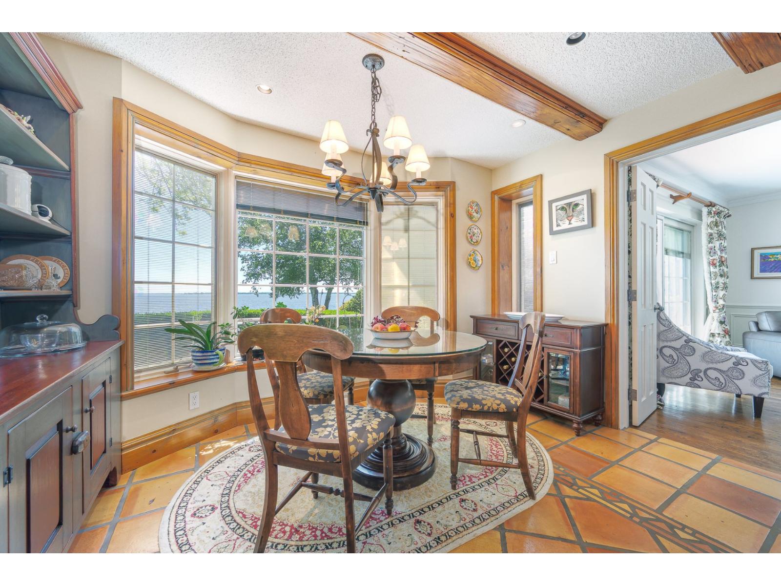 4 Garrison Lane Property Photo 15