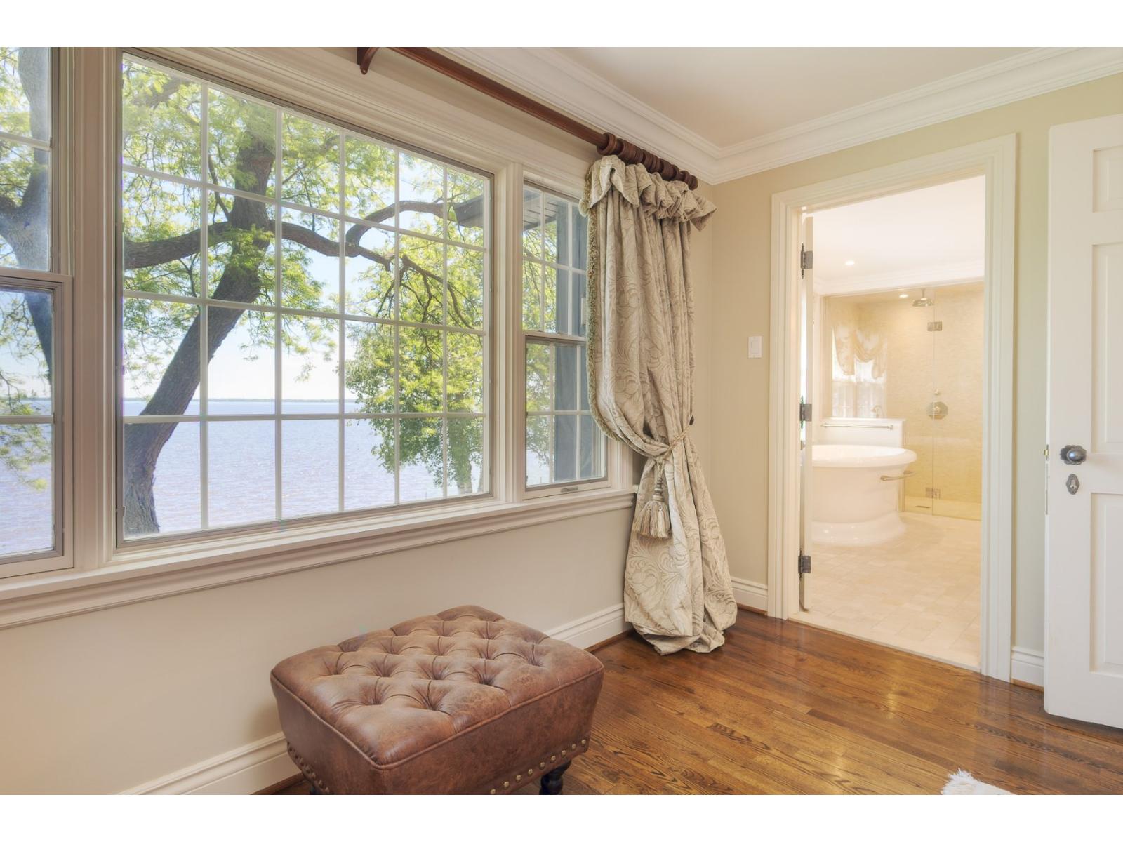 4 Garrison Lane Property Photo 35