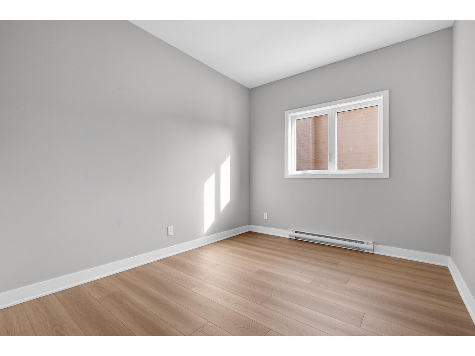 10468-10472 Av. Audoin Property Photo 12