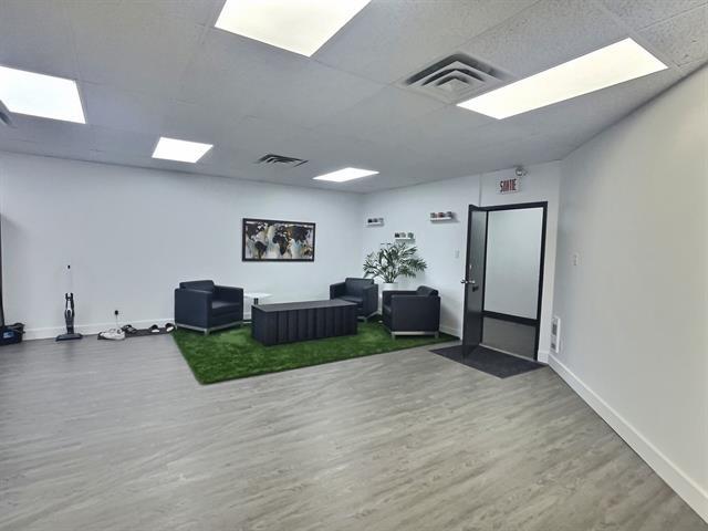 180 25e Avenue, #d Property Photo 8