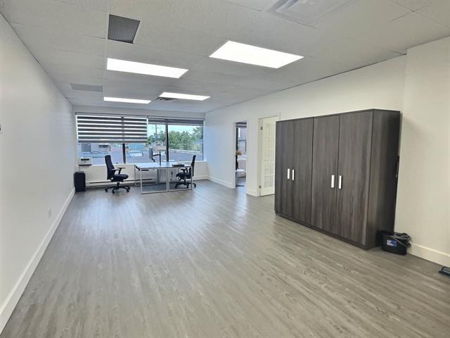 180 25e Avenue, #d Property Photo 12