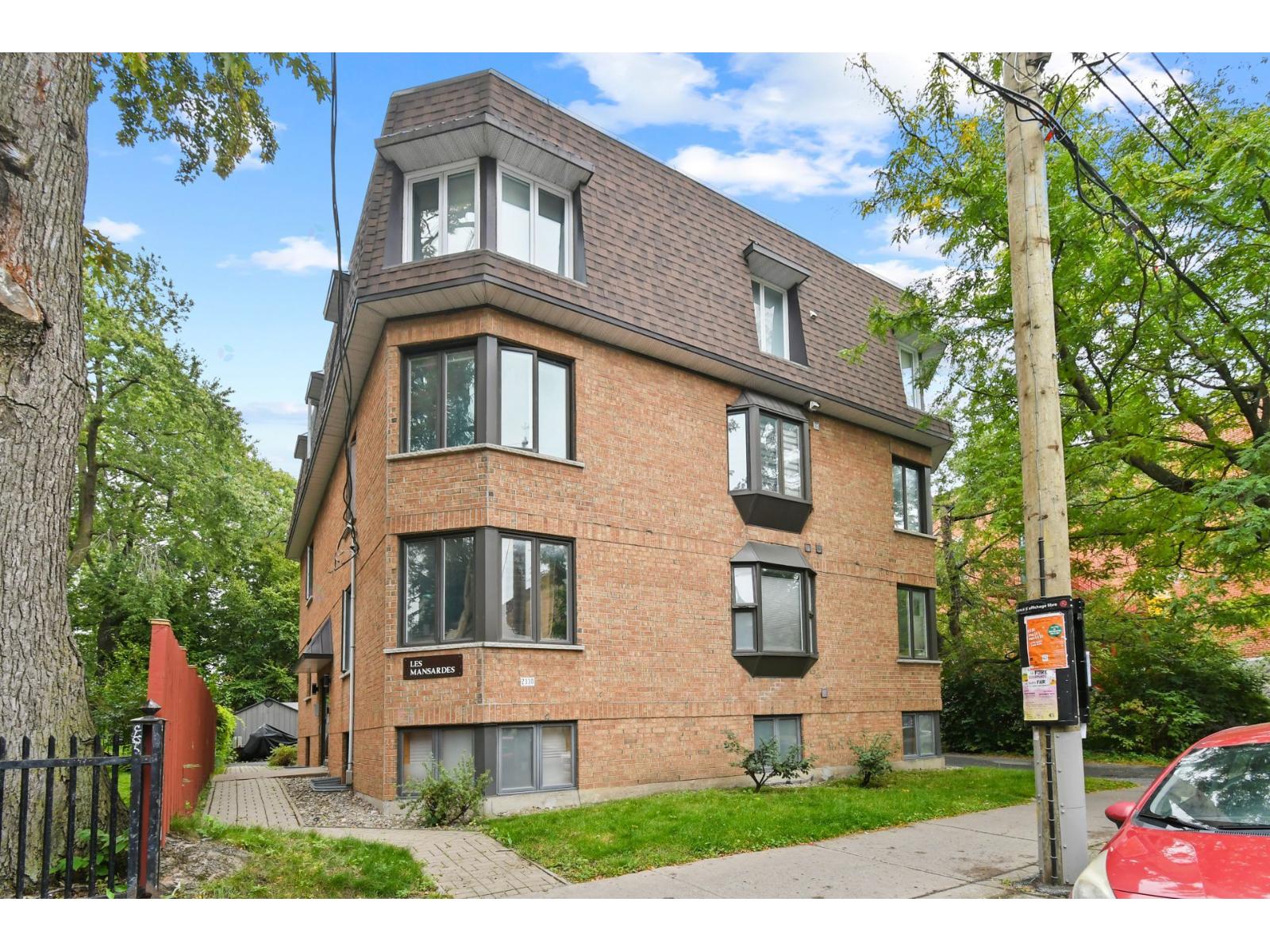2330 Rue Du Centre, #101 Property Photo 1