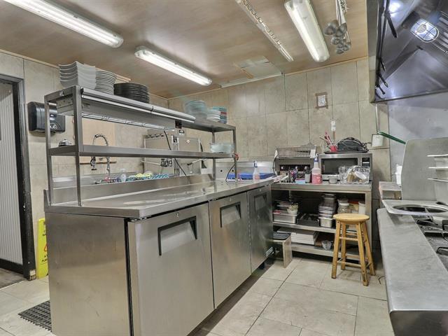 399 Boul. Pabos Property Photo 9
