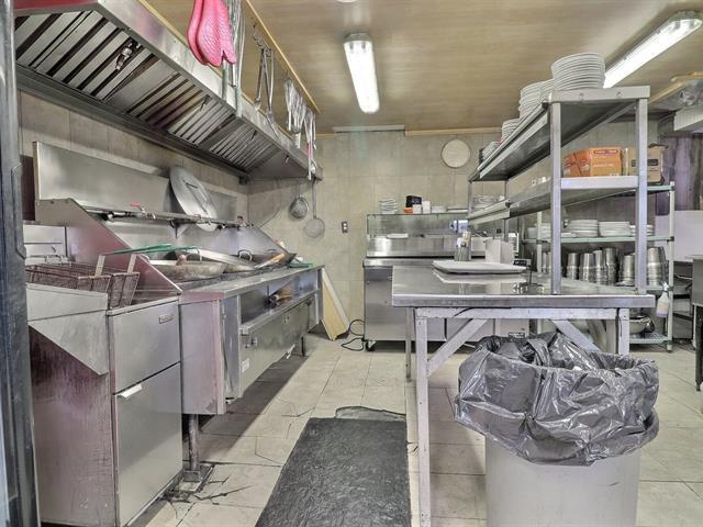 399 Boul. Pabos Property Photo 10