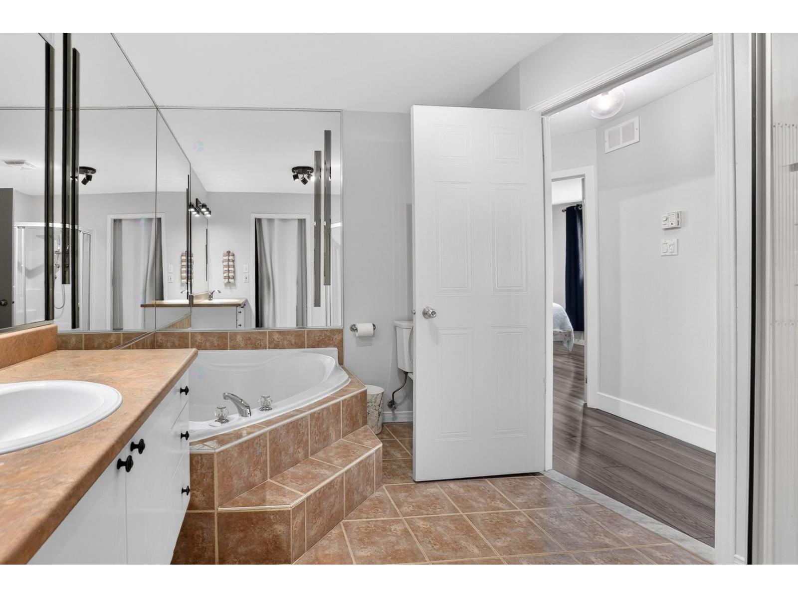 965 Rue Des Faucons, #302 Property Photo 12