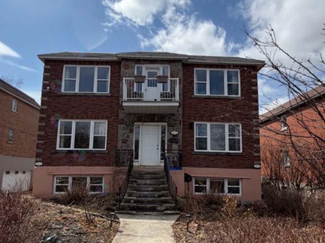 5872 Av. Mcshane Property Photo 1
