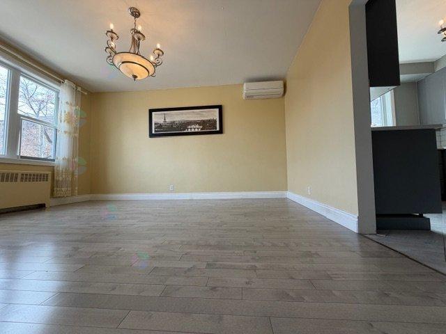 5872 Av. Mcshane Property Photo 6