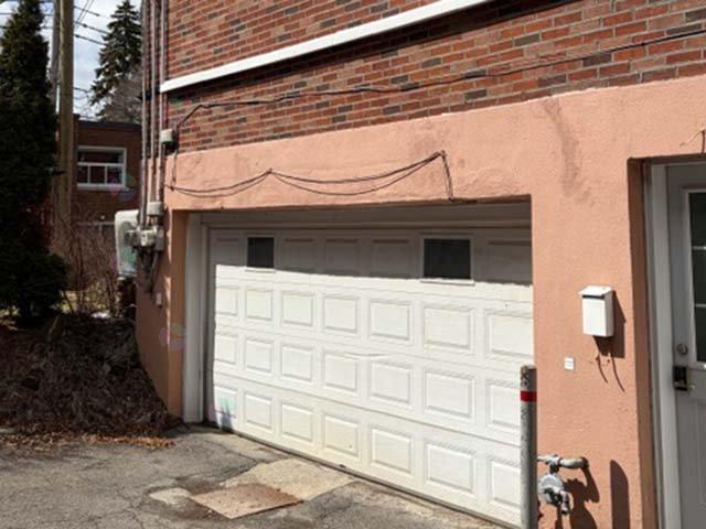 5872 Av. Mcshane Property Photo 17