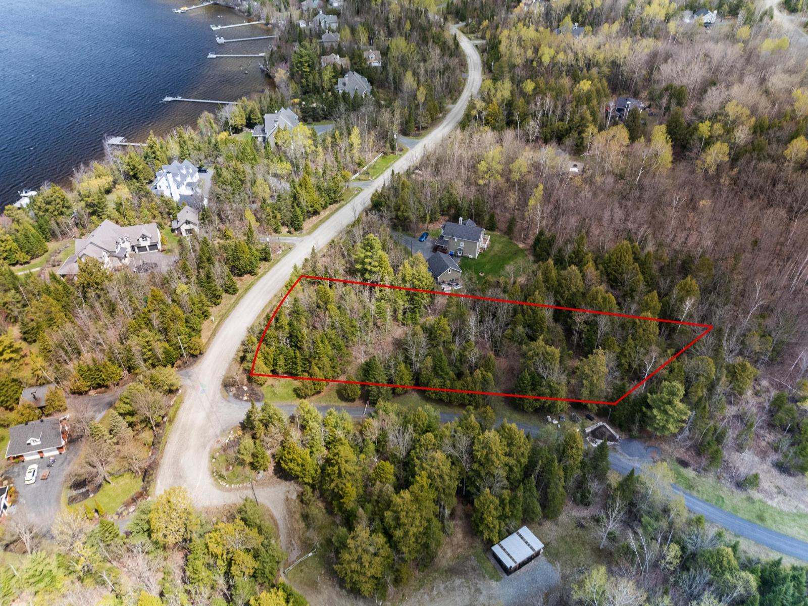 Ch. Du Domaine Property Photo 3