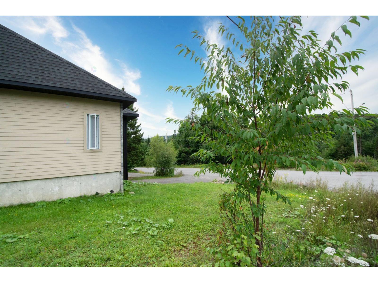 633 Rue Des Mésanges Property Photo 25