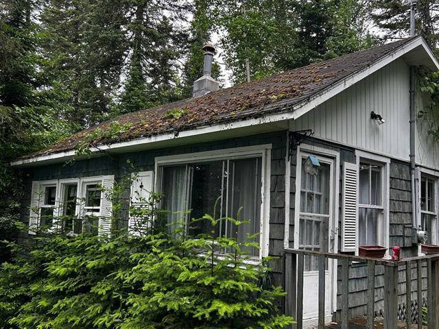 224 Ch. de la Source Property Photo 1