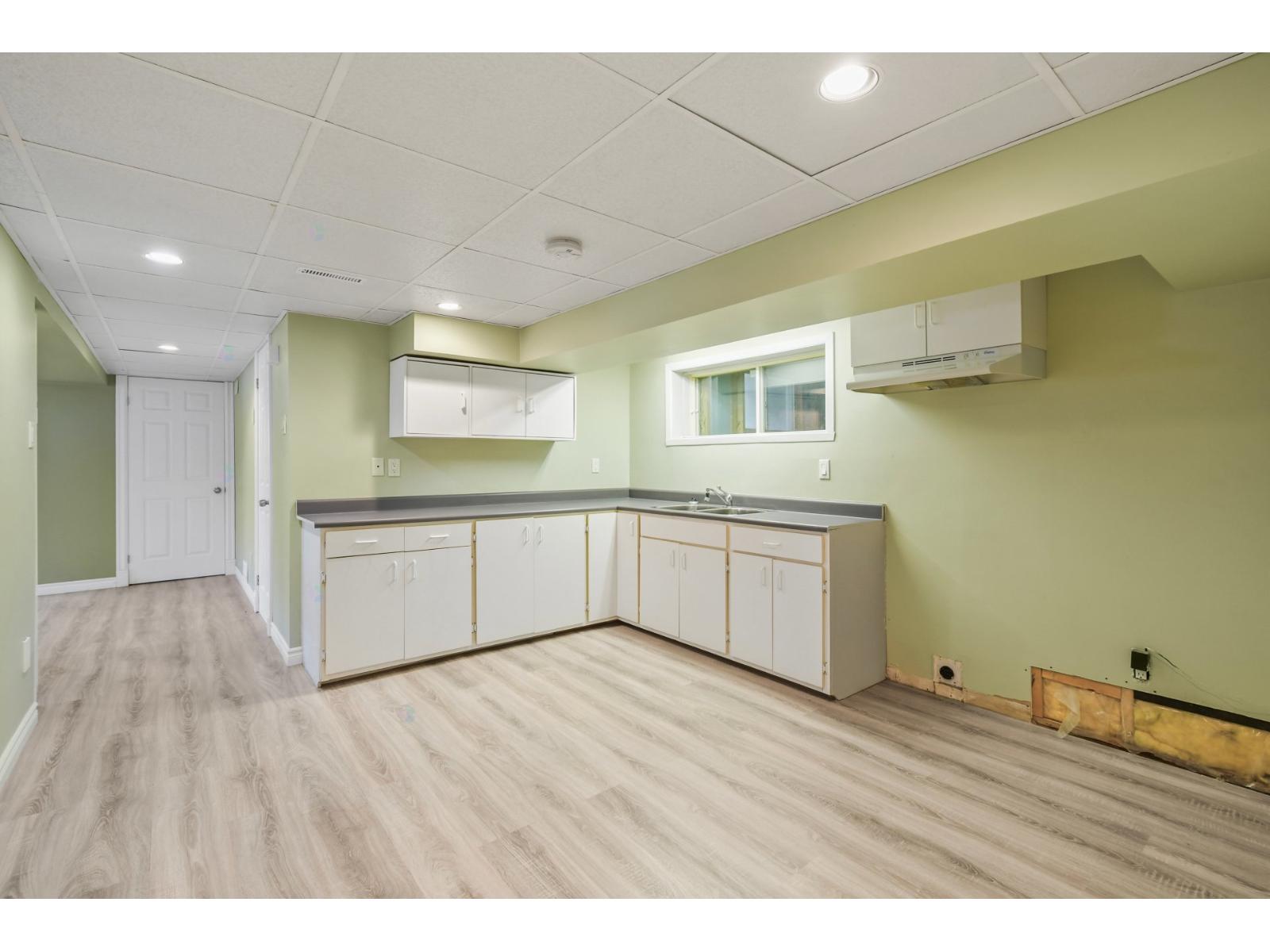 441 Rue De L'église S. Property Photo 18
