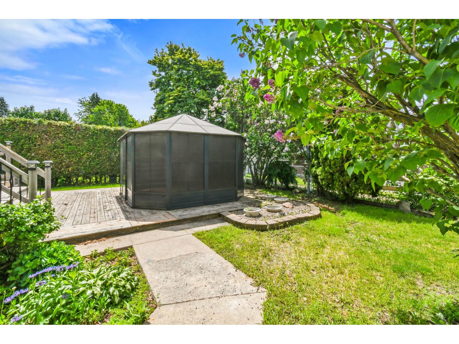 441 Rue De L'église S. Property Photo 23