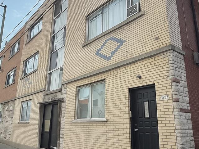 1895-1905 Rue Everett Property Photo 2