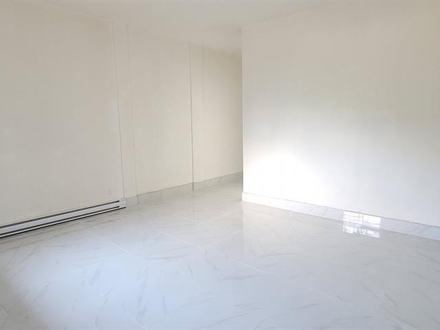 1895-1905 Rue Everett Property Photo 9