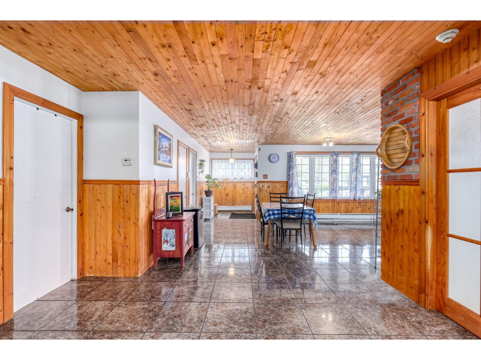 3281z 9e Avenue Property Photo 15