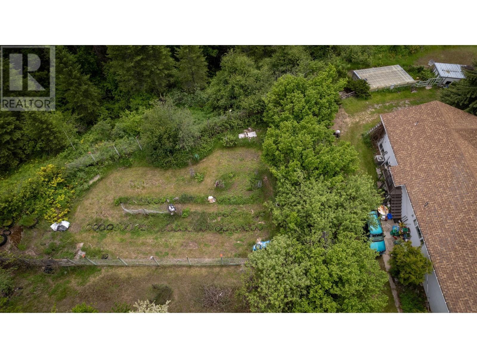 8870 Granby Road Property Photo 20