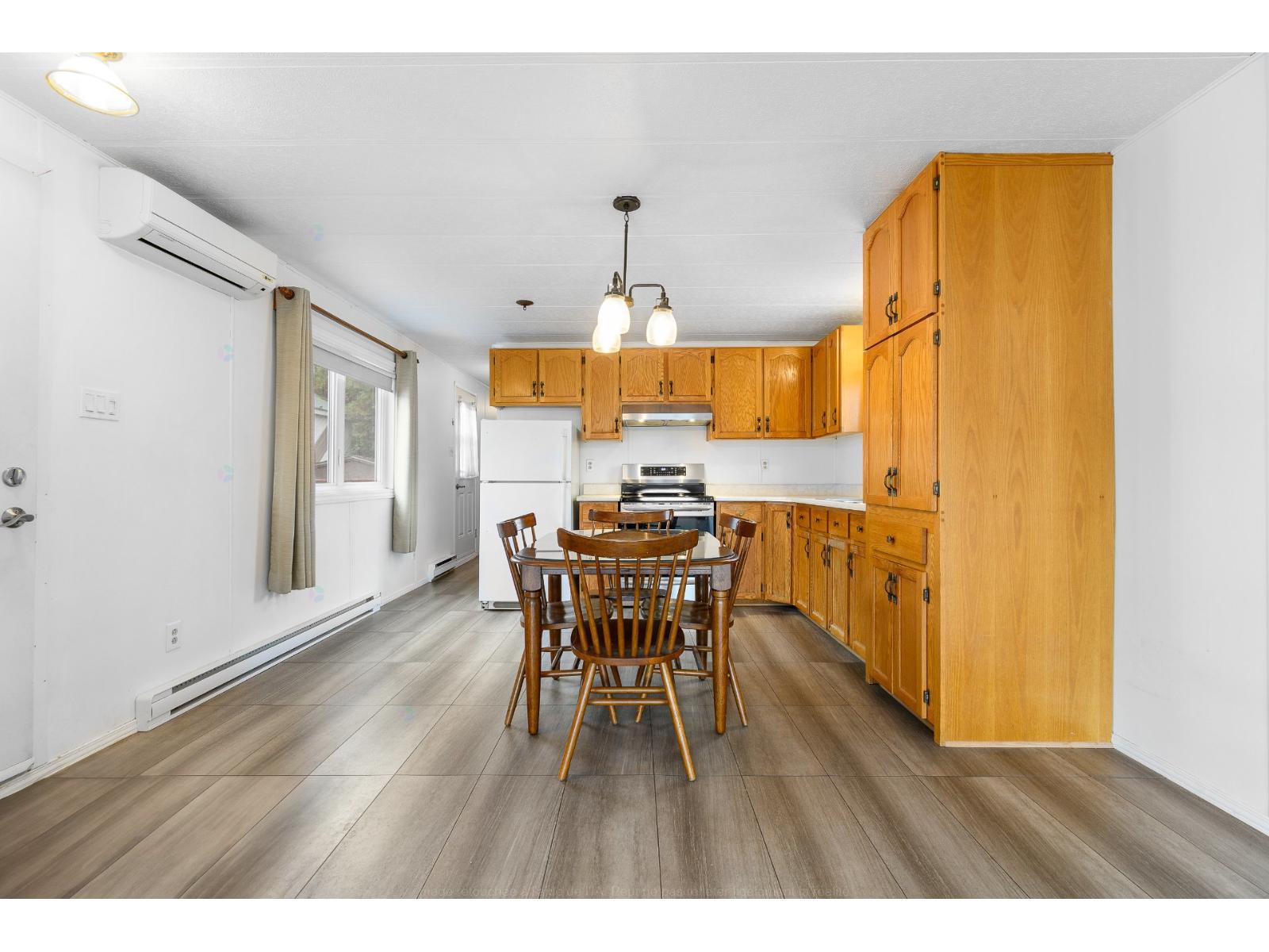 21 4e Avenue O. Property Photo 6