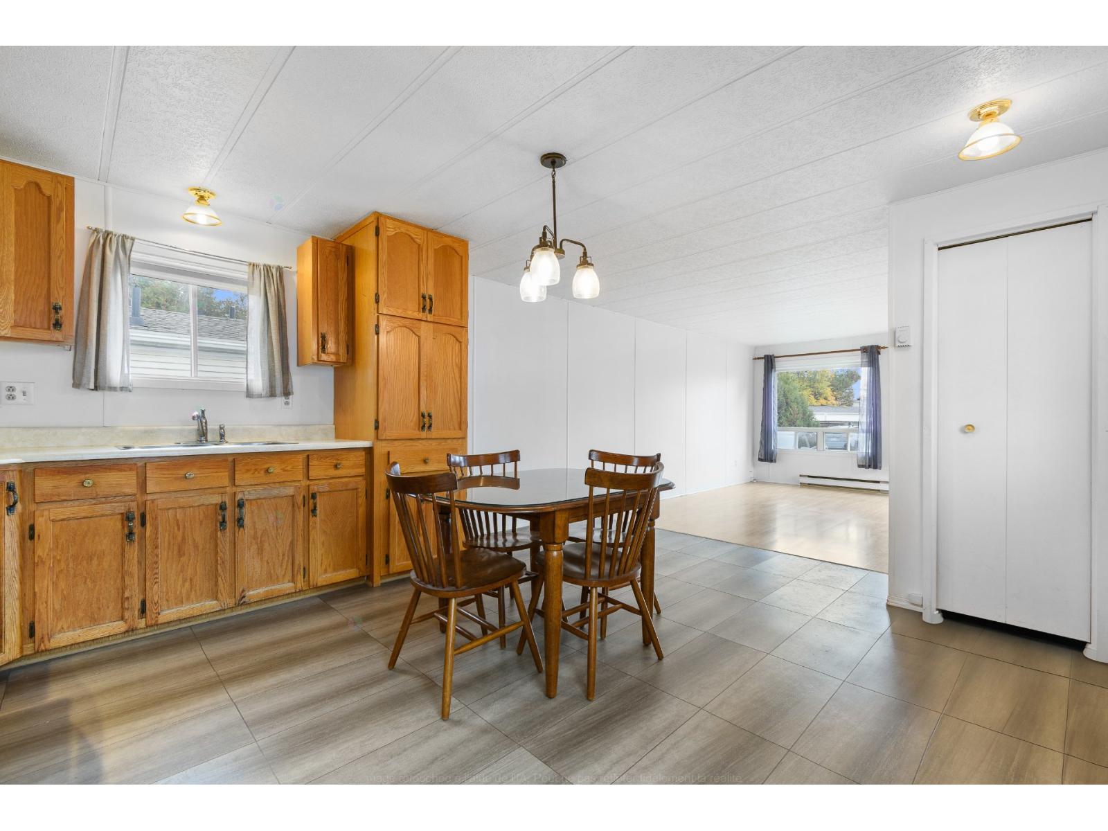 21 4e Avenue O. Property Photo 7