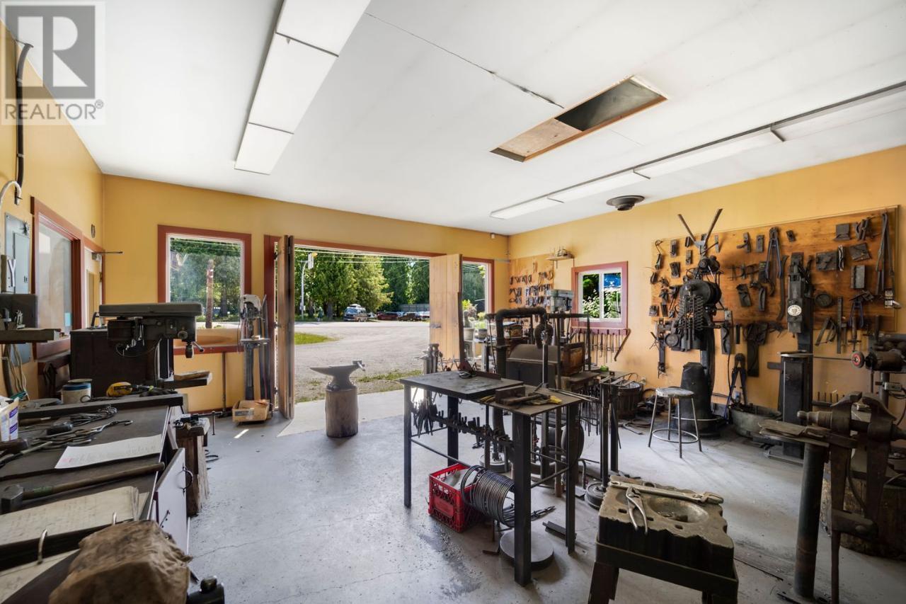 16095 3a Highway Property Photo 26