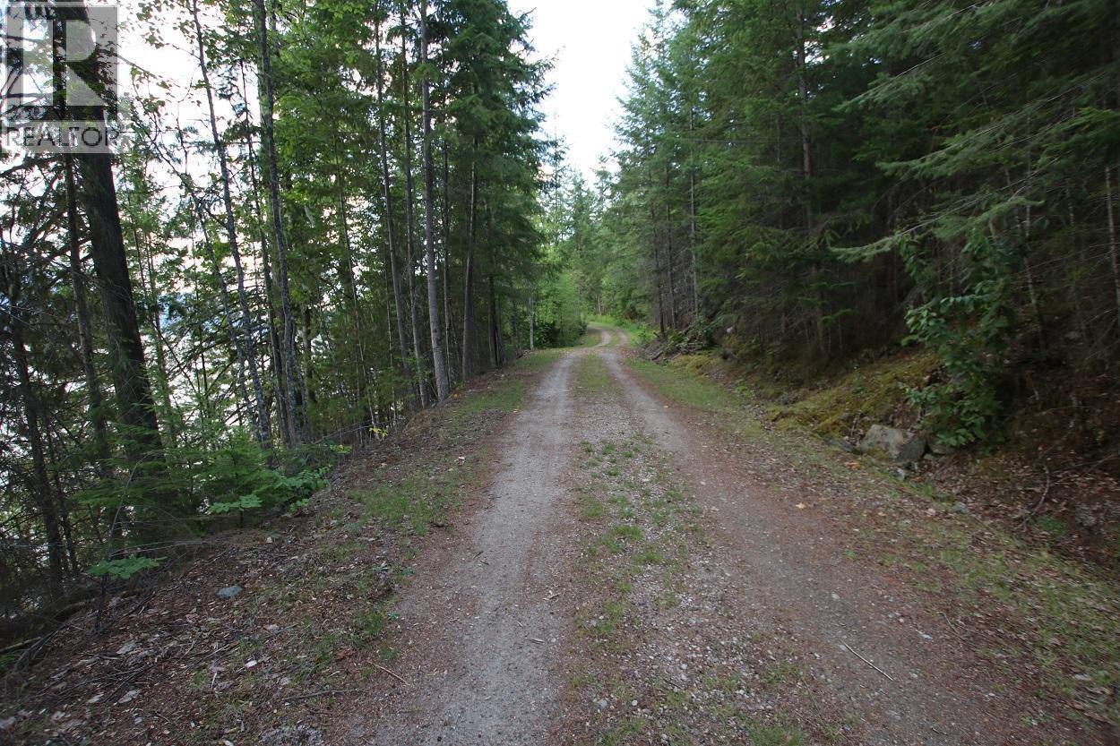5621 Highway 23 Property Photo 13