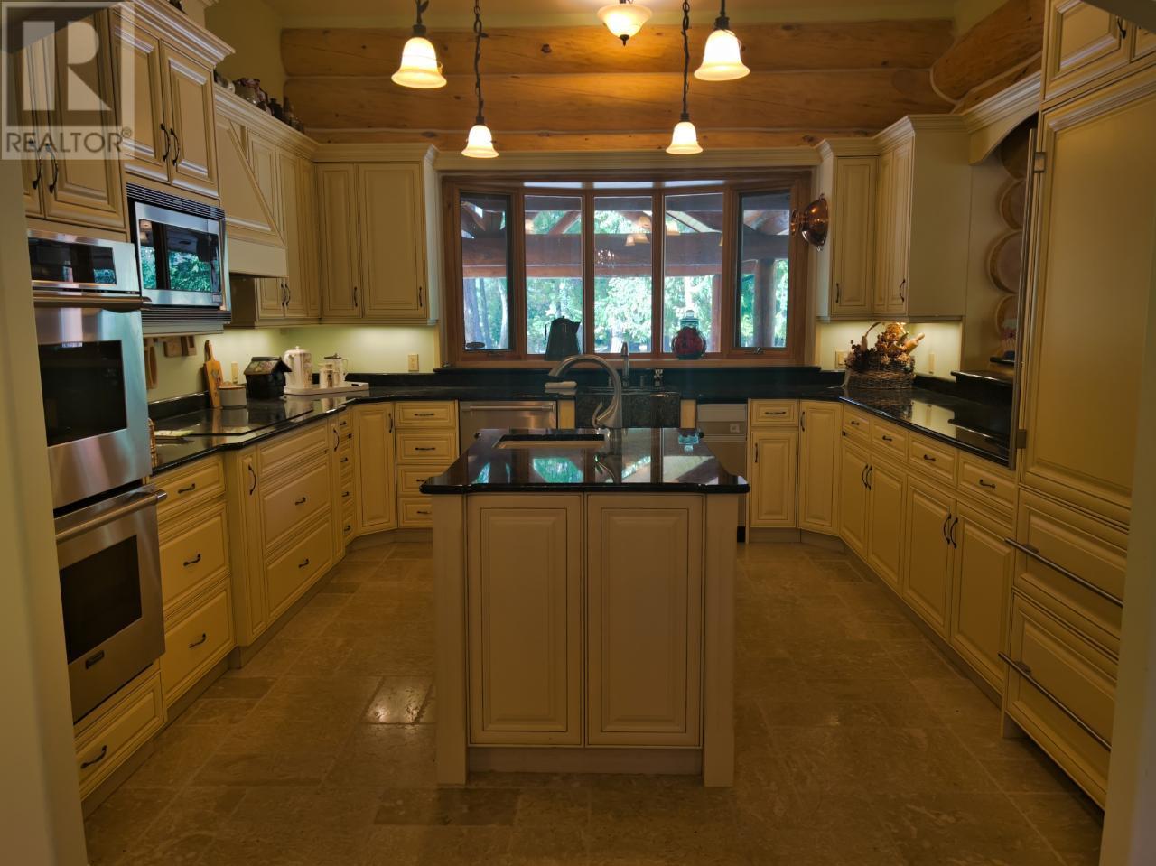 3775 Sylvester Road Property Photo 4