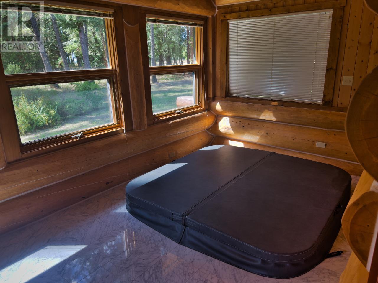 3775 Sylvester Road Property Photo 23