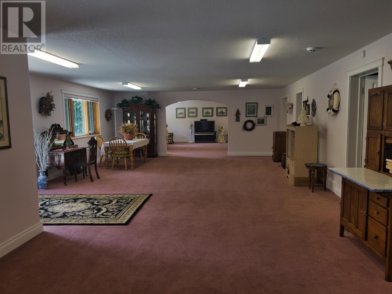 3775 Sylvester Road Property Photo 28