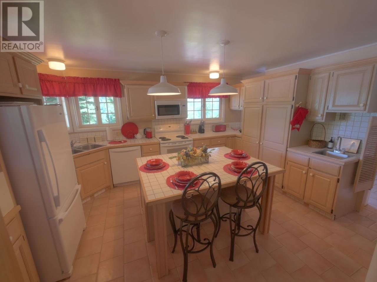 3531 Keiran Road Property Photo 5