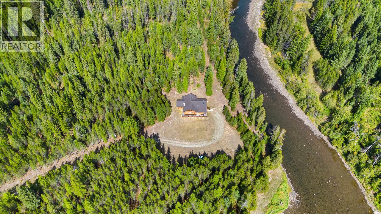 7602 95 Highway Property Photo 8