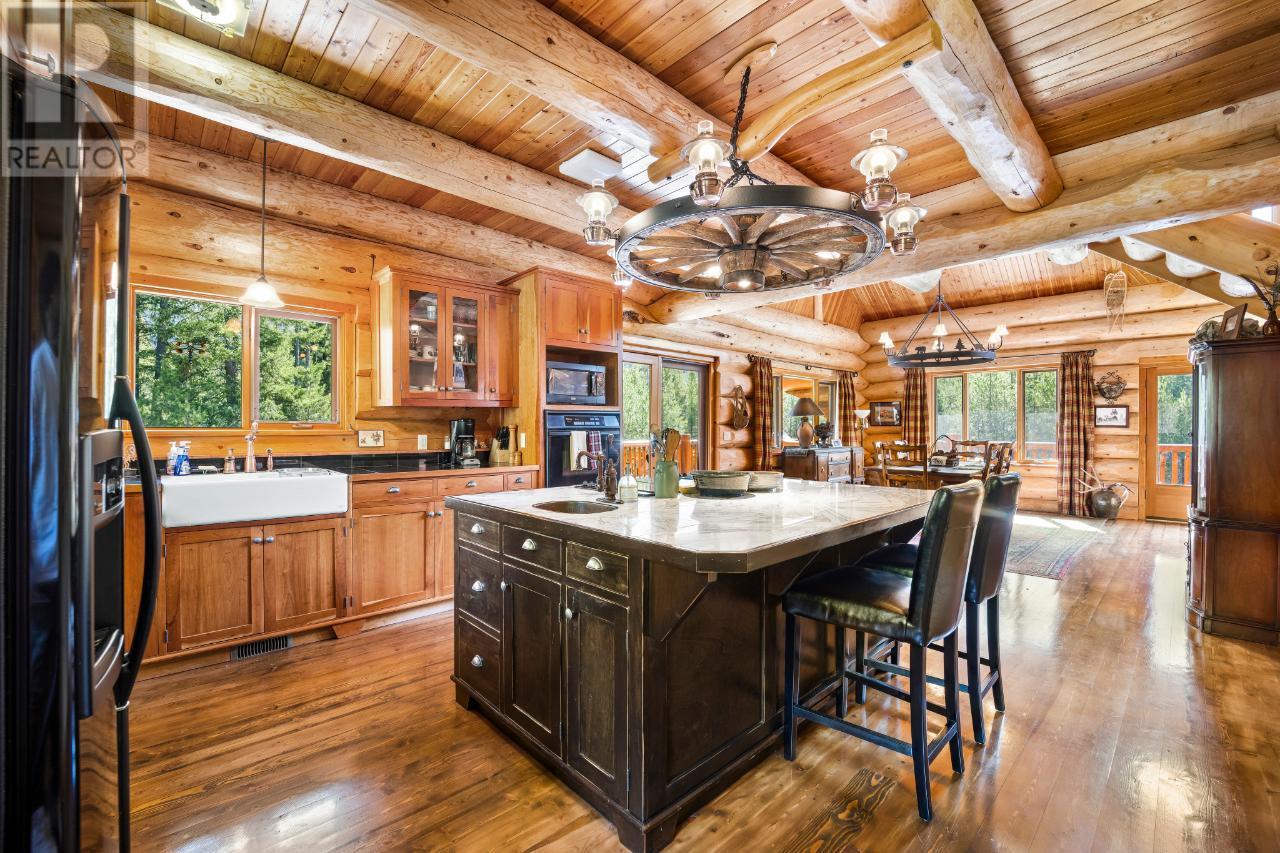 7602 95 Highway Property Photo 15