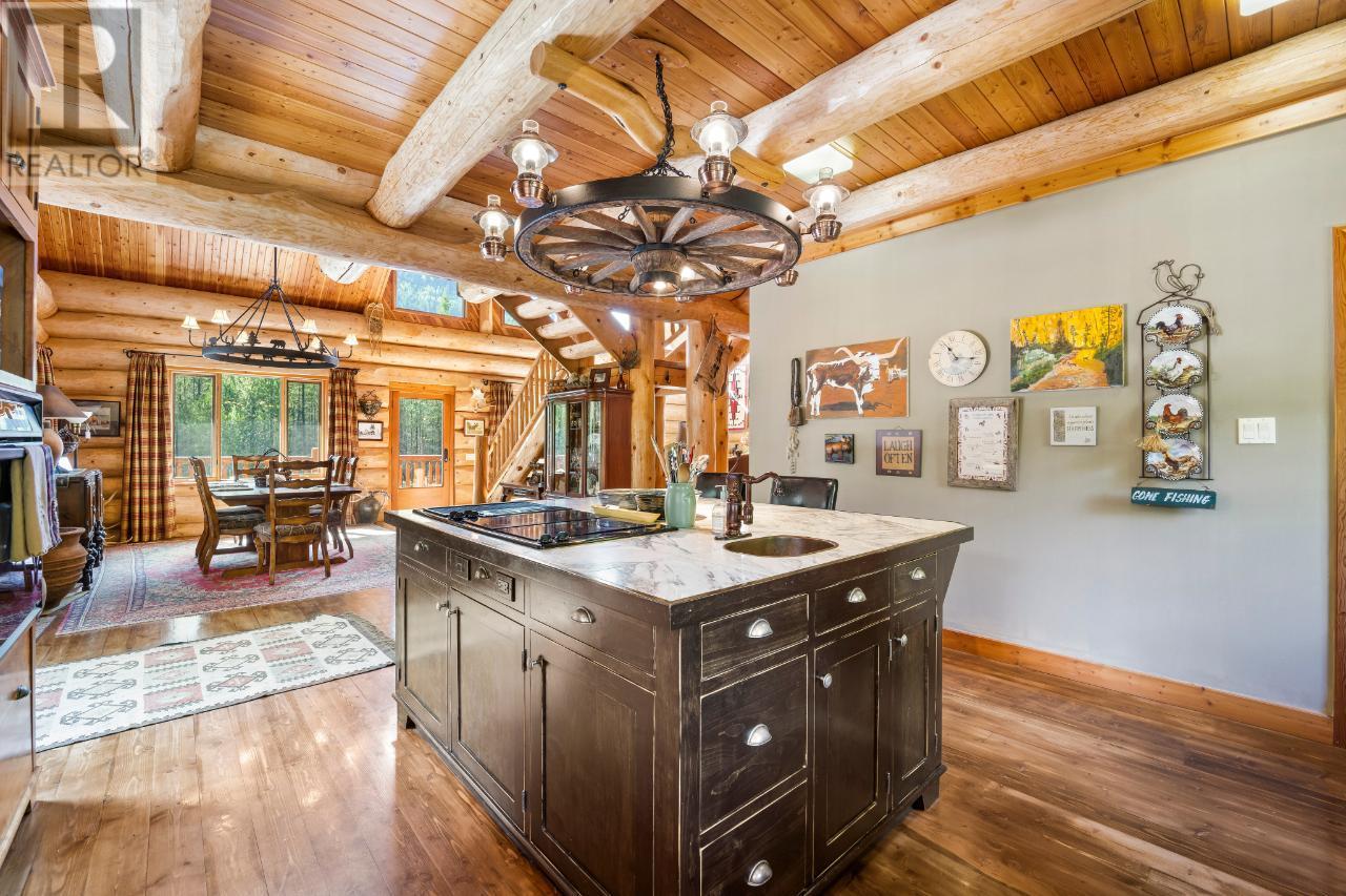 7602 95 Highway Property Photo 16
