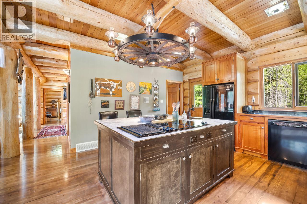 7602 95 Highway Property Photo 19