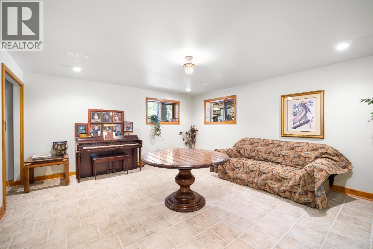 7602 95 Highway Property Photo 69