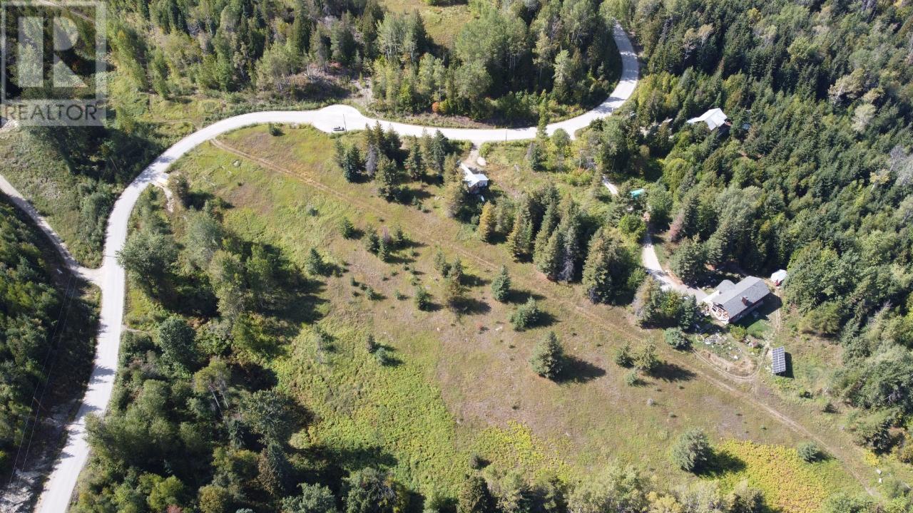 270 Richie Road Property Photo 11
