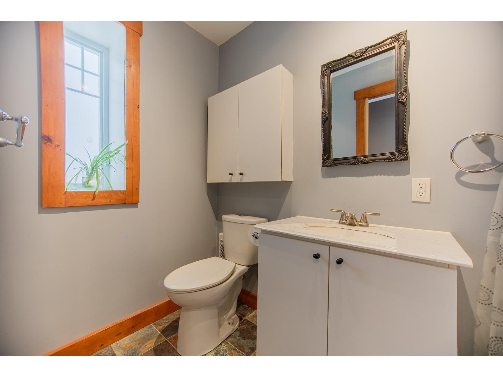 1050 4e Rang O. Property Photo 17