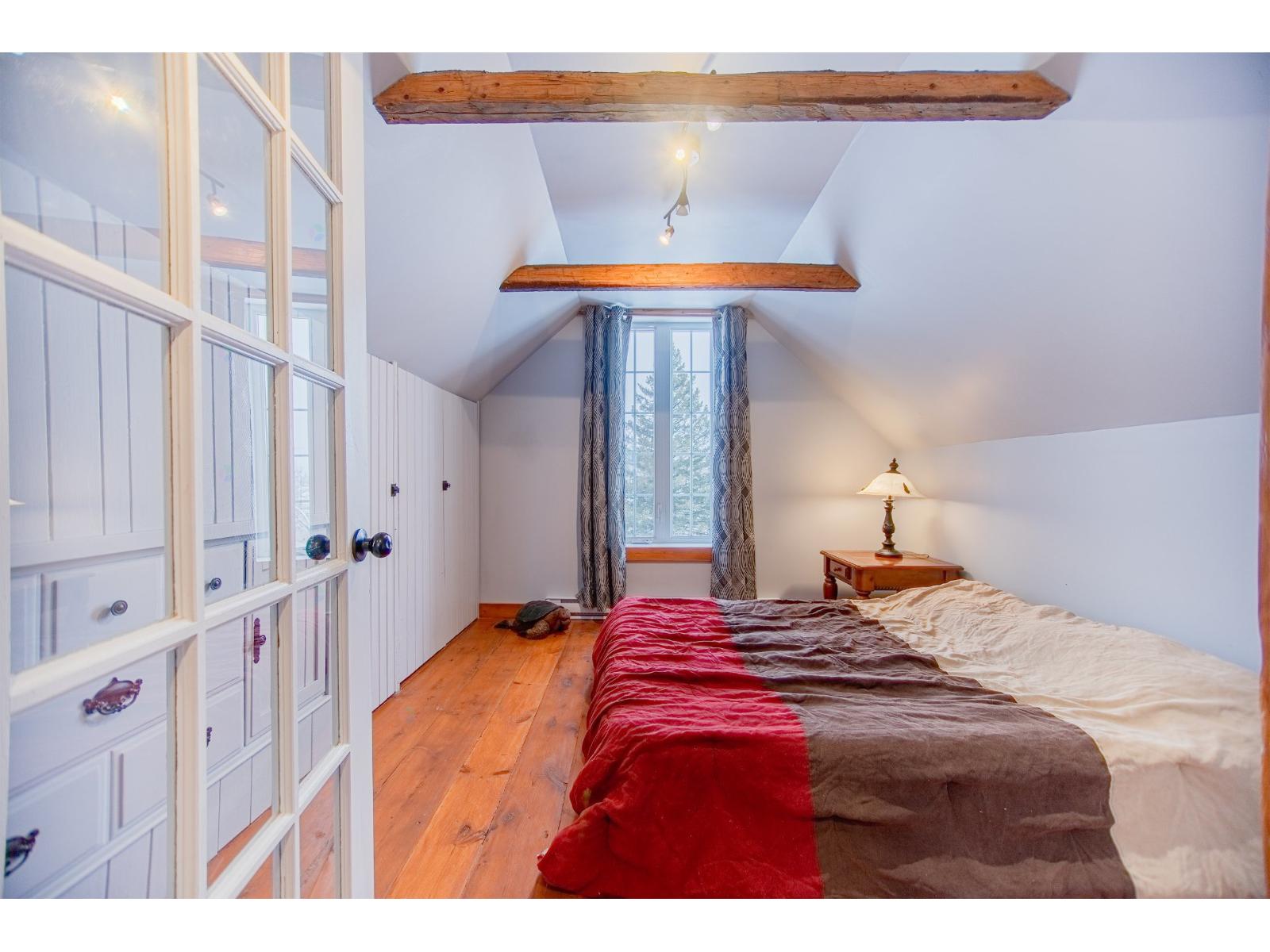 1050 4e Rang O. Property Photo 19